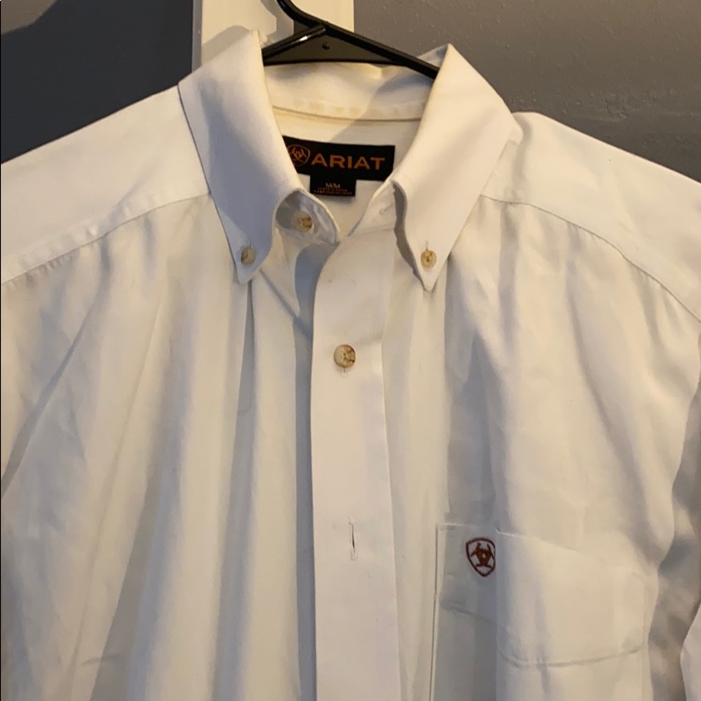 Men’s Ariat white shirt No Stains